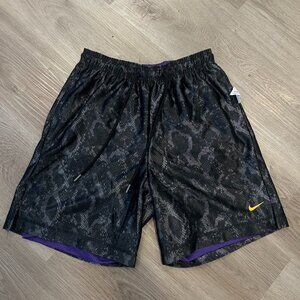 Kobe Bryant Men's 6" Nike Dri-FIT Standard Issue Reversible Basketball Shorts